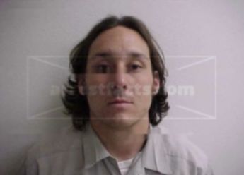 Dustin R Williams