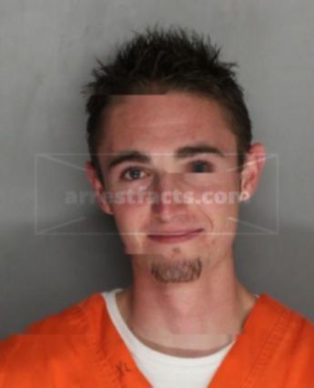 Seslar Dustin Travis