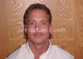 Gregory D Ogle