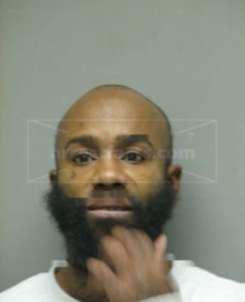 Donte E Richardson