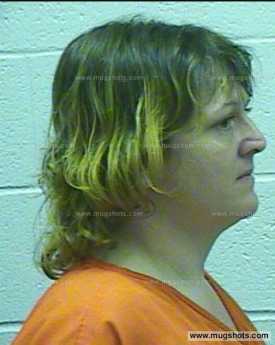 Tammy L Thomison