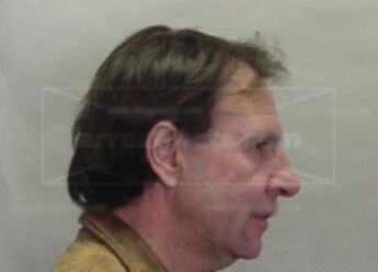 Robert H Gianos