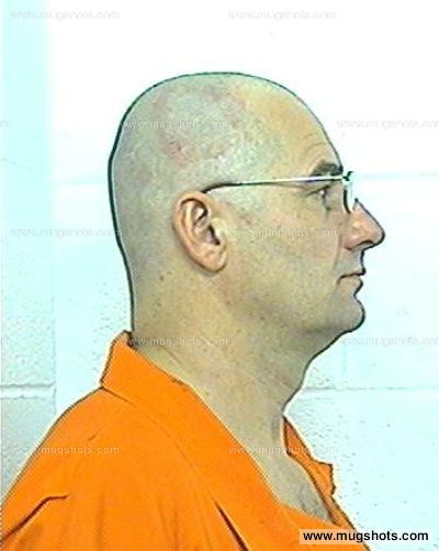 Earl R Merchant