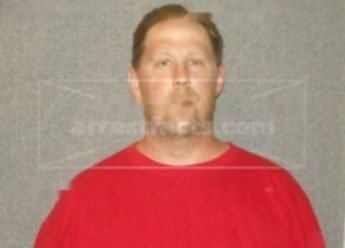 Travis G Hoddel