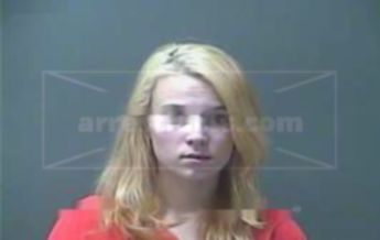 Victoria L Davis