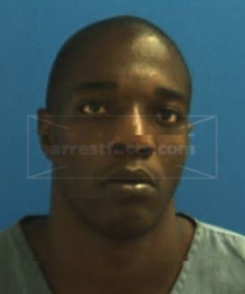 Lavaris L Rivers