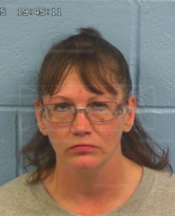 Lisa Naomi Hoskins