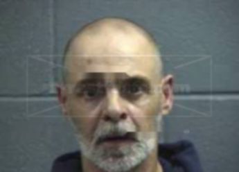 Delbert C Earl