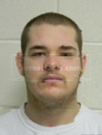 Kyle L Cavitt