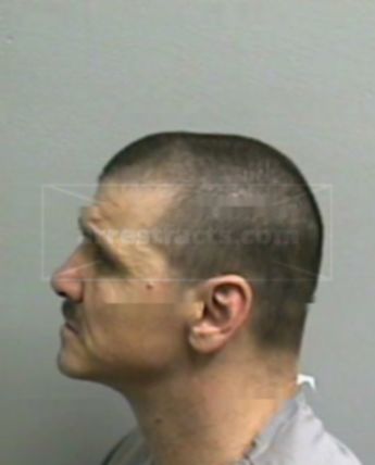 Johnny R Mills