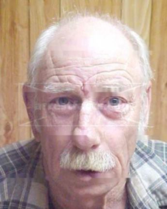 Gale D Sanderson