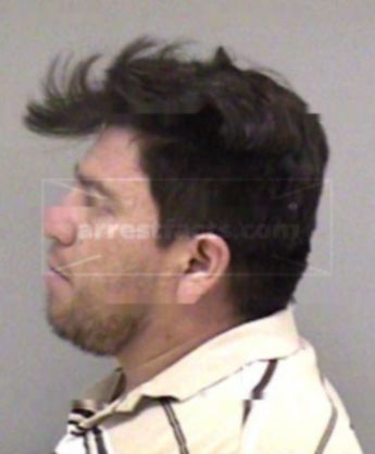 Luis R Perez