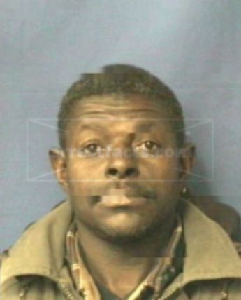 Donnie L Gordon