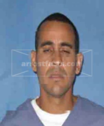 Luis J Molina