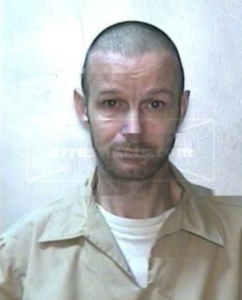 Robert L Dennis
