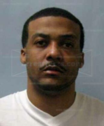 Miguel J Manuel Moss