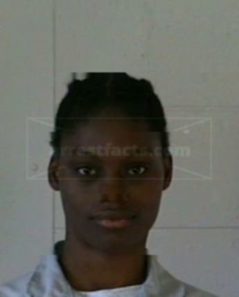 Marshae L Holloway