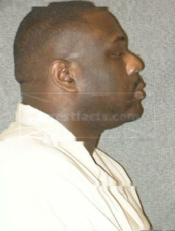 Marcus D Leonard