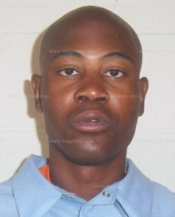 Damon Aundre Devine