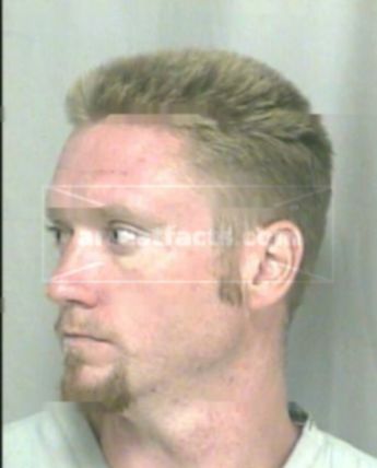 Garrett R Brown
