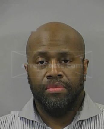 Robert Tomecko Brown