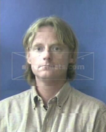 Scott L Linn