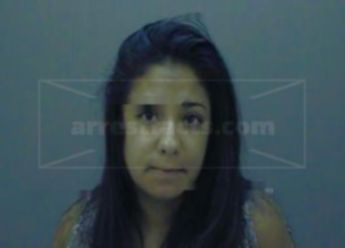 Gloria Lucinda Benavides