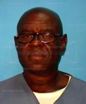 Robert L Cash
