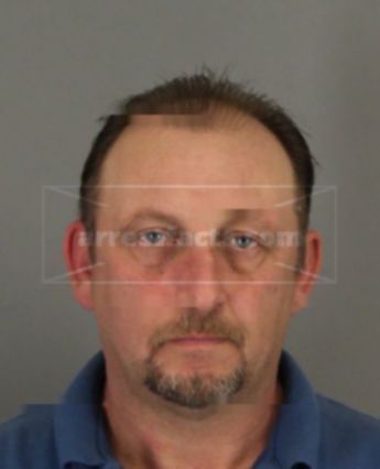 Kenneth Dean Mills