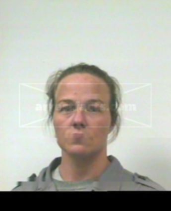 Lisa M Mcphetridge