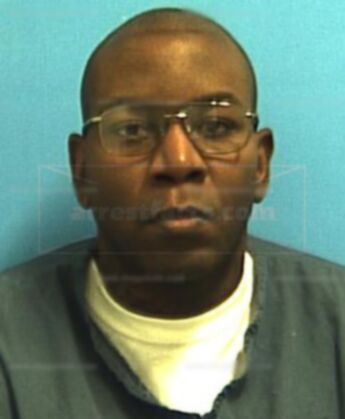 Marcus L Adams
