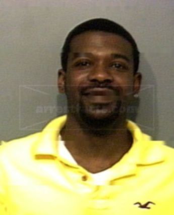 Derrick La'shun Earl
