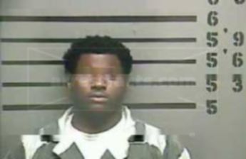 Quandre Olndra Moore