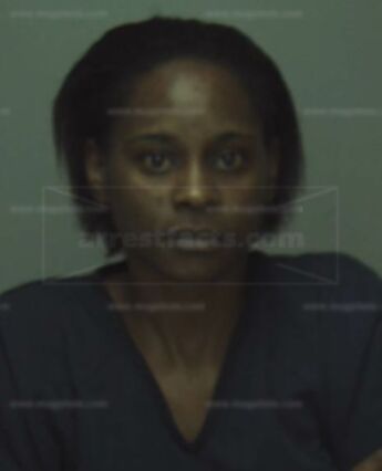 Aronah Mckinnon