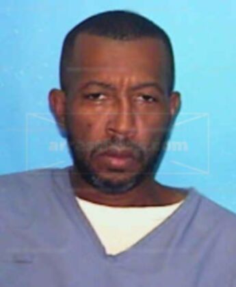 Lonnie D Brown
