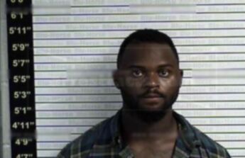 Devontae Mason