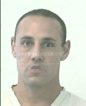 Dustin D Triplitt