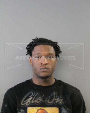 Kejuan L Scott