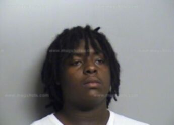 Daandre M Henderson