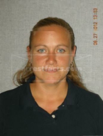 Angela M Knapp