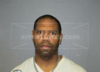 Robert Lamont Bowens