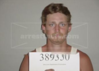 Robert J Mueller