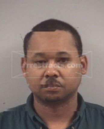 Robert Nmn White