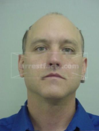 Trenton R Bowen