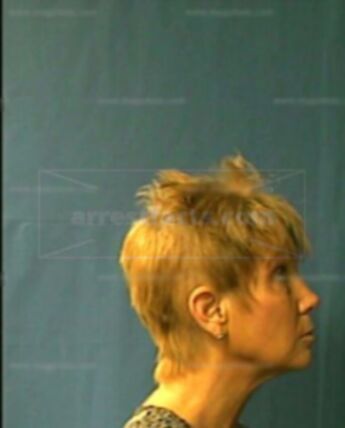 Rhonda L Postelle