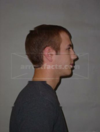Eric R Knutson