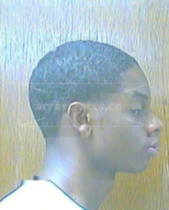 Trayvon M Moss