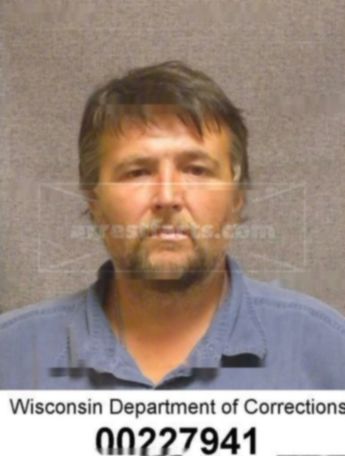 Wayne L Graves