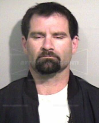 Daniel L Holt