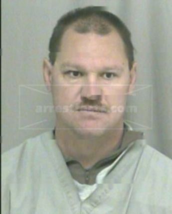 Duane W Davis